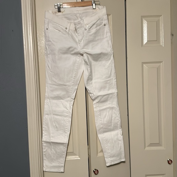 Lilly jeans, Worn a handful of times. Great used condition - Picture 4 of 4